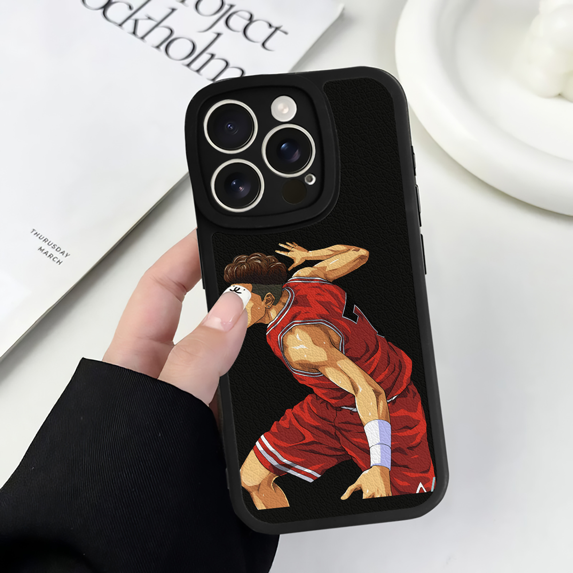 （画像用） SLAM DUNK／スラムダンク 【iPhone 16シリーズ対応】シリコンスマホケース（レザー調） 材質：シリコン